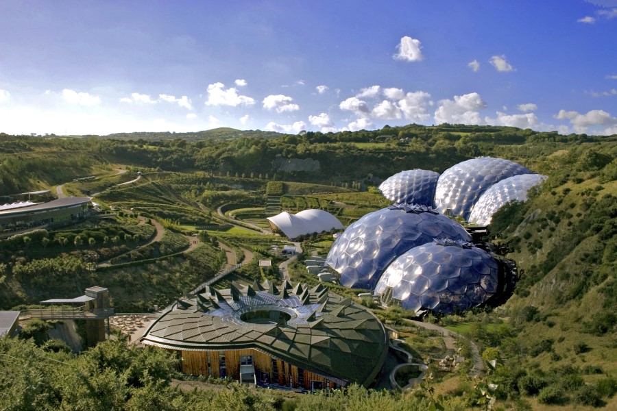Cornwall Care trials virtual visits to Eden Project for residents