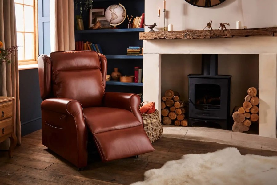 Oak Tree Mobility unveils Parker Knoll Collection 