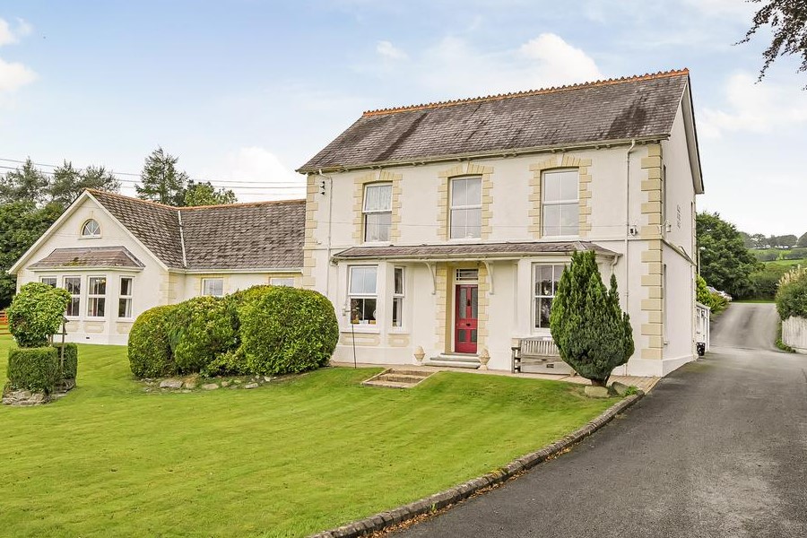 Llanybydder home sold to family group