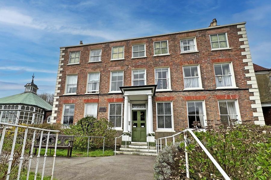 Hastings home sold for first time since 1981